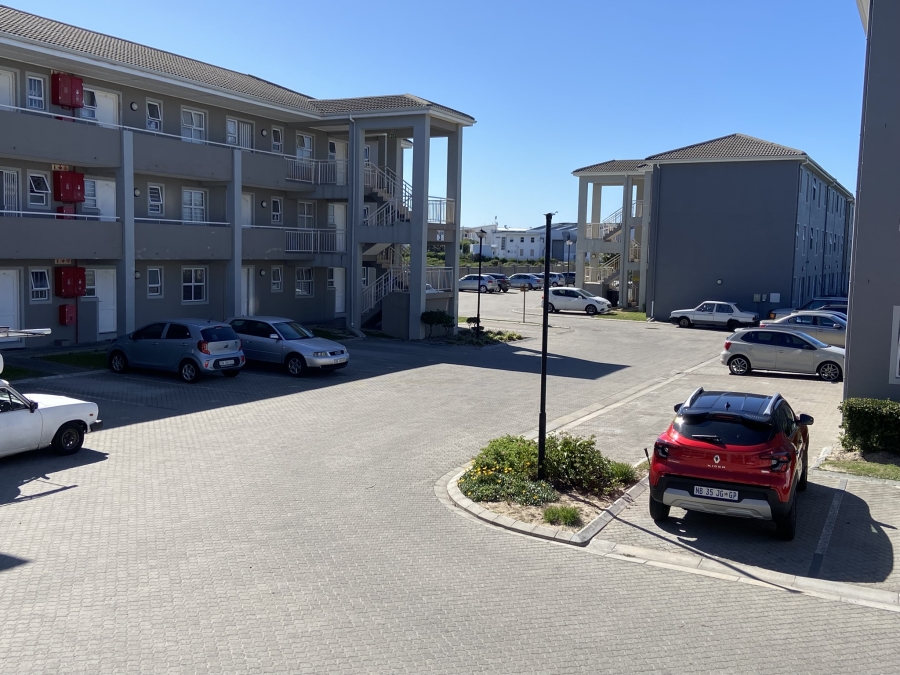 To Let 2 Bedroom Property for Rent in Muizenberg Western Cape